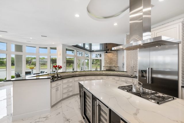 656 Timbercrest Circle, Highland Village, TX 75077