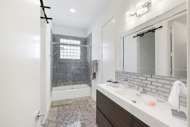 656 Timbercrest Circle, Highland Village, TX 75077