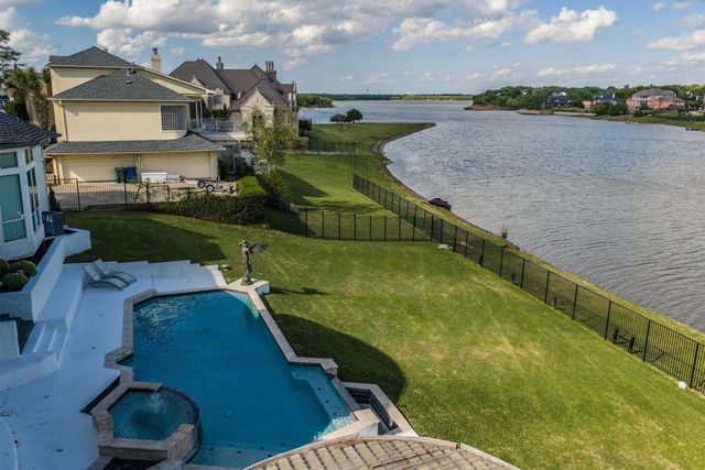 656 Timbercrest Circle, Highland Village, TX 75077