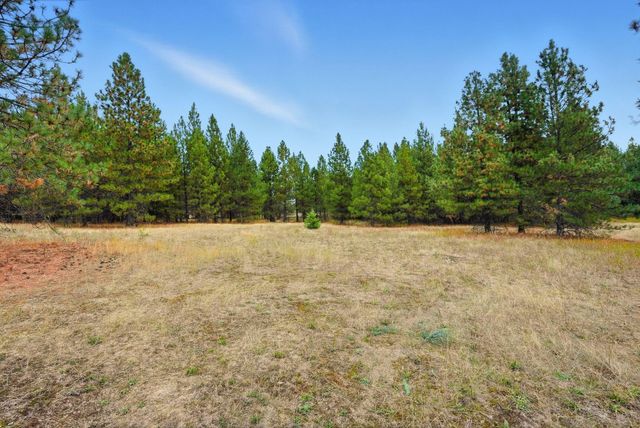 4710 B Price Rd, Clayton, WA 99110