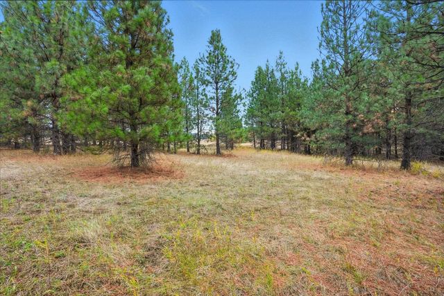 4710 B Price Rd, Clayton, WA 99110