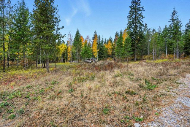 4710 B Price Rd, Clayton, WA 99110