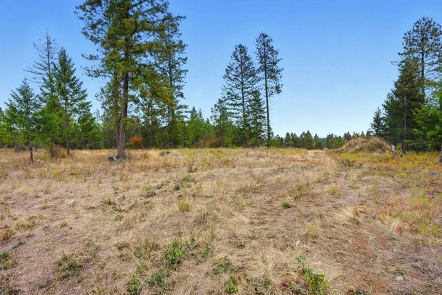 4710 B Price Rd, Clayton, WA 99110