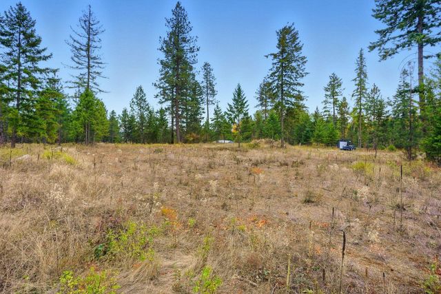 4710 B Price Rd, Clayton, WA 99110