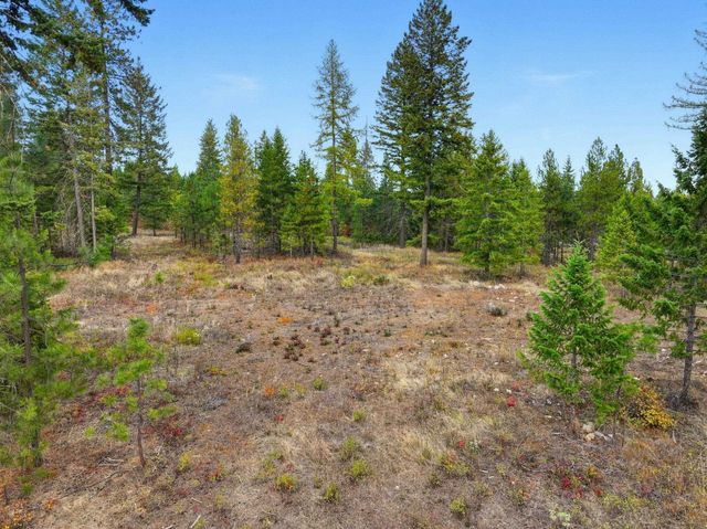 4710 B Price Rd, Clayton, WA 99110