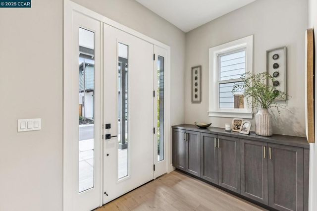 247 Haleena Place, Walnut Creek, CA 94596