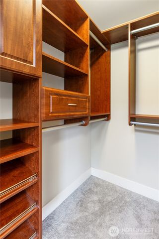 1408 29th Court NE, Issaquah, WA 98029