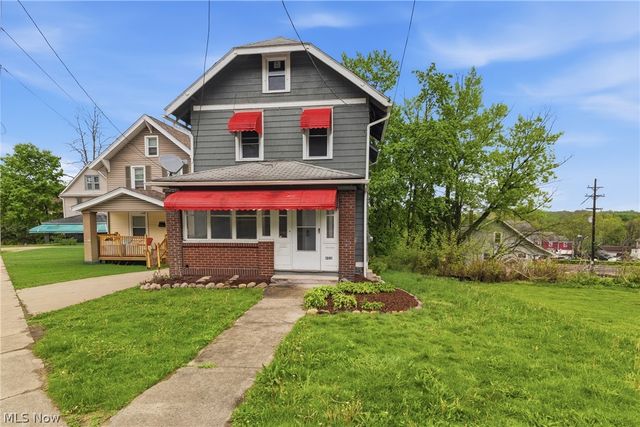 1201 East Avenue, Akron, OH 44307