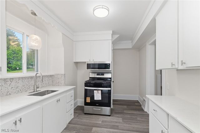 1201 East Avenue, Akron, OH 44307