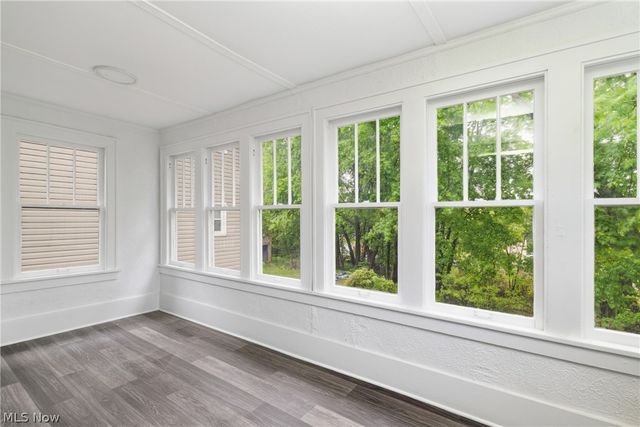 1201 East Avenue, Akron, OH 44307