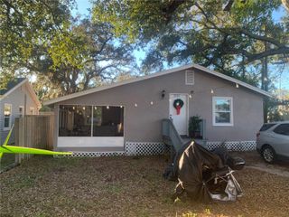 1880 SYLVAN DRIVE, Clearwater, FL 33755