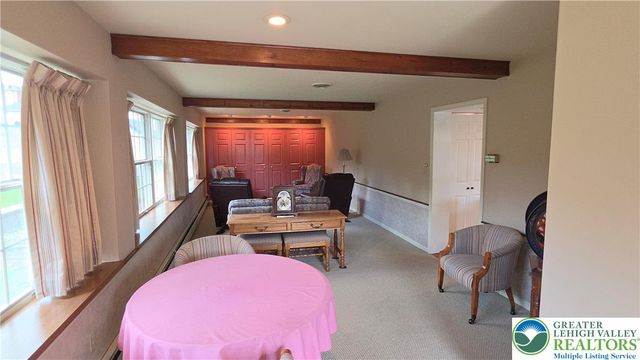 142 East North Street, Nazareth Boro, PA 18064