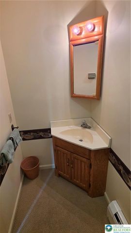 142 East North Street, Nazareth Boro, PA 18064