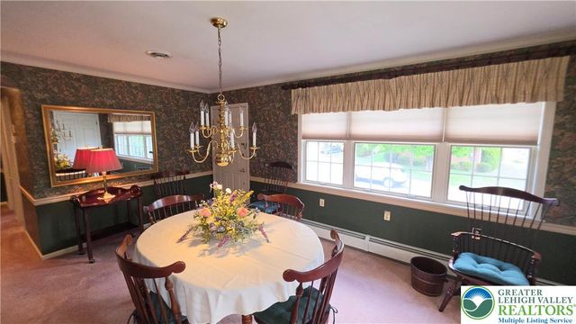 142 East North Street, Nazareth Boro, PA 18064