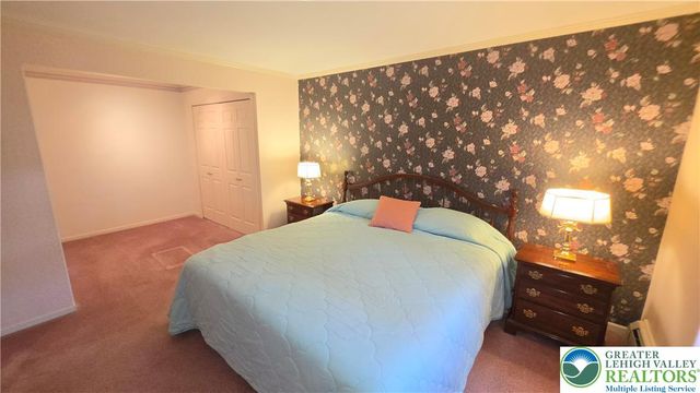 142 East North Street, Nazareth Boro, PA 18064