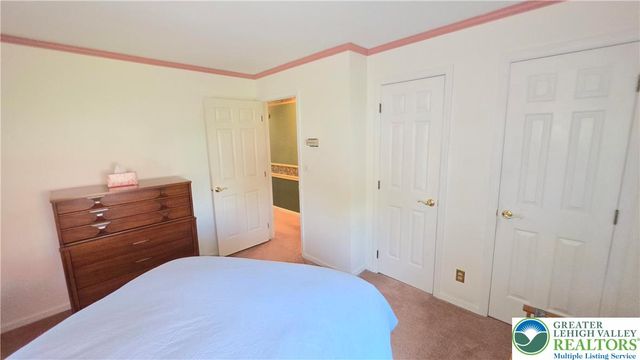 142 East North Street, Nazareth Boro, PA 18064