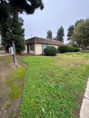 461 Minnewawa Avenue # 101, Clovis, CA 93612
