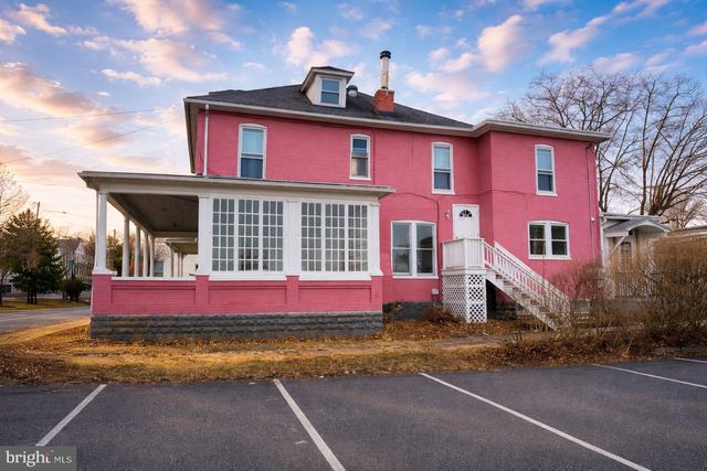 358 E YORK ST, Gettysburg, PA 17325