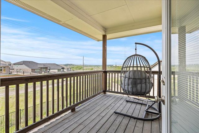 476 Wild Pecan LOOP, Buda, TX 78610