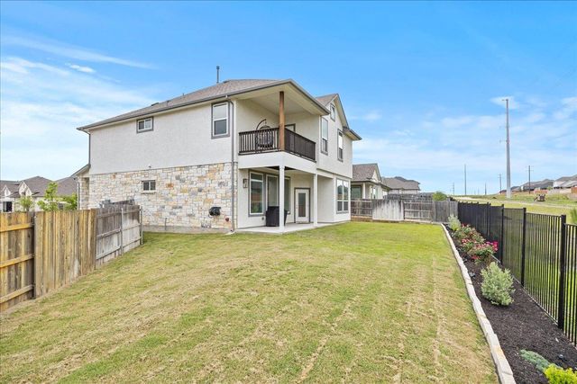 476 Wild Pecan LOOP, Buda, TX 78610