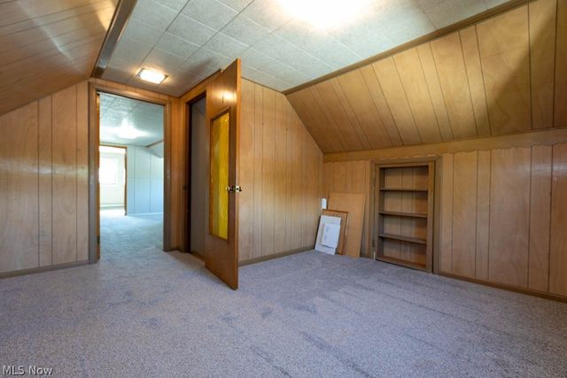 5180 Thornbury Road, Lyndhurst, OH 44124