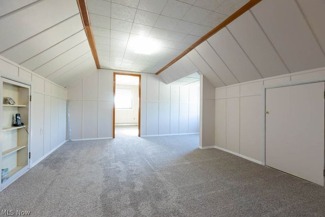 5180 Thornbury Road, Lyndhurst, OH 44124