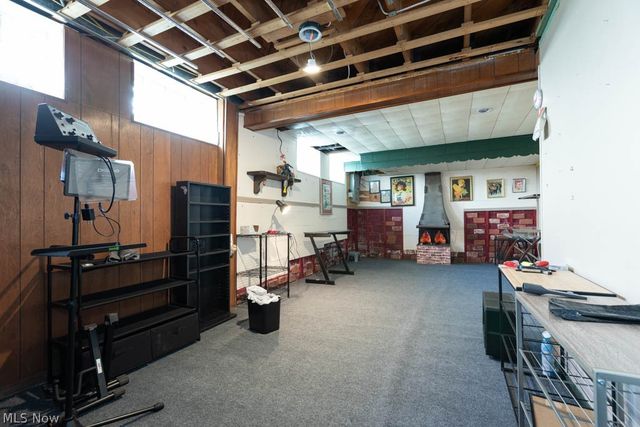 5180 Thornbury Road, Lyndhurst, OH 44124