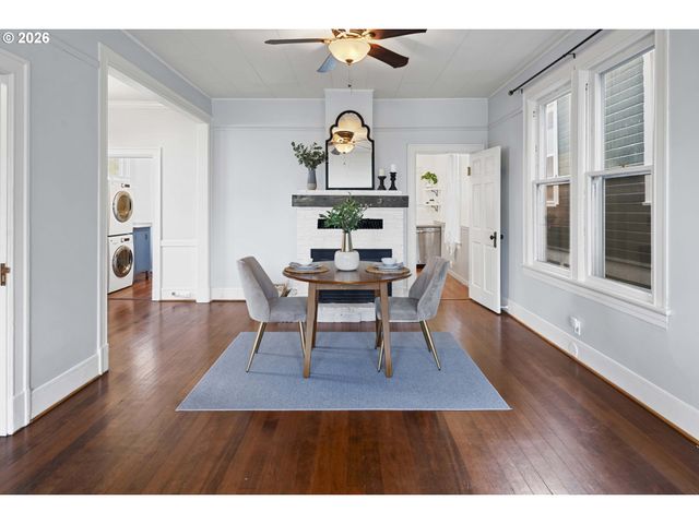 590 17TH St, Astoria, OR 97103