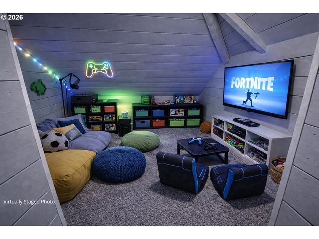 590 17TH St, Astoria, OR 97103