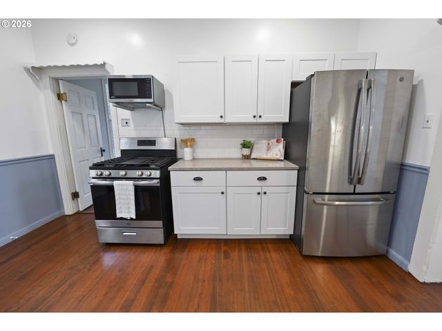 590 17TH St, Astoria, OR 97103