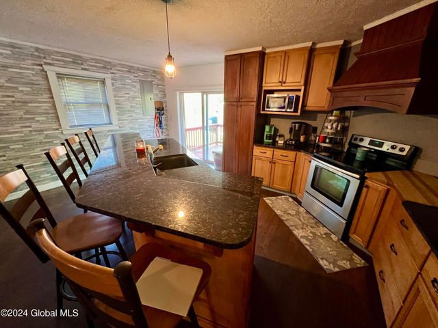 81 Rathbunville Lane, Whitehall, NY 12887