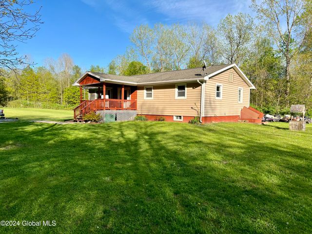 81 Rathbunville Lane, Whitehall, NY 12887