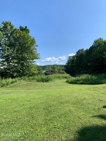 81 Rathbunville Lane, Whitehall, NY 12887