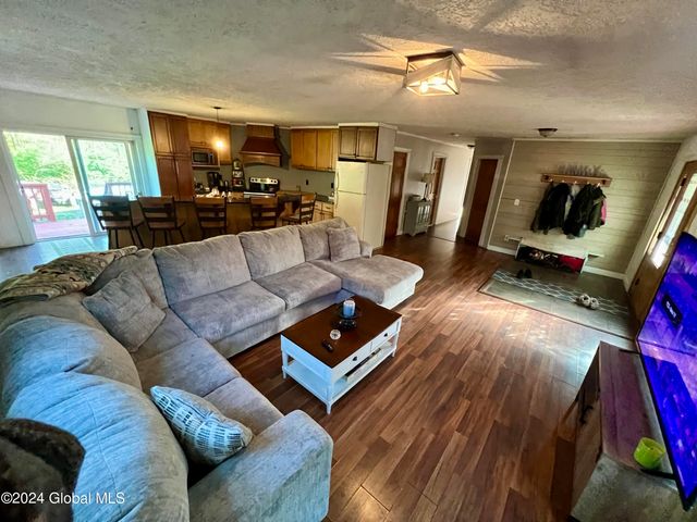 81 Rathbunville Lane, Whitehall, NY 12887