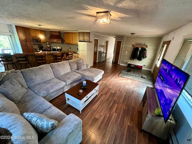 81 Rathbunville Lane, Whitehall, NY 12887