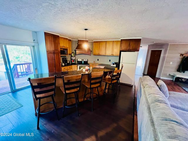 81 Rathbunville Lane, Whitehall, NY 12887