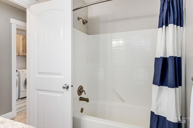 5305 N Pierce Park Ln., Boise, ID 83714