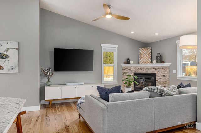 5305 N Pierce Park Ln., Boise, ID 83714