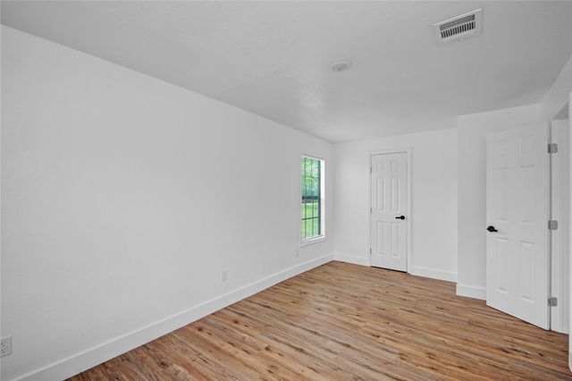 1203 W 6th Street, Freeport, TX 77541