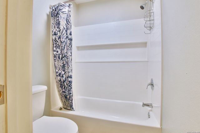 411 S Gevers, San Antonio, TX 78203