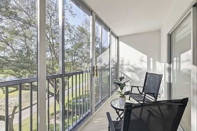 1300 SW 125th Ave 306K, Pembroke Pines, FL 33027