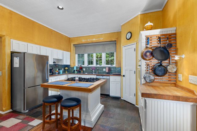 3705 Grand River Drive NE, Grand Rapids, MI 49525