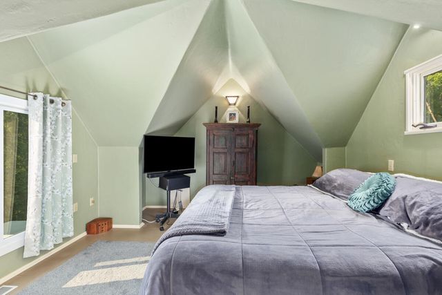 3705 Grand River Drive NE, Grand Rapids, MI 49525