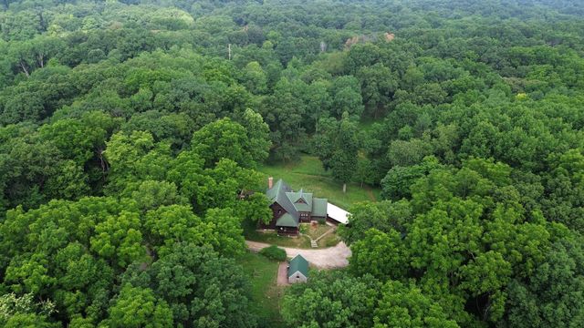 3705 Grand River Drive NE, Grand Rapids, MI 49525