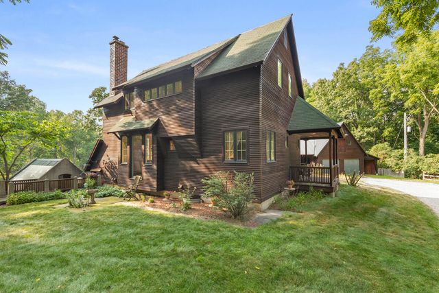 3705 Grand River Drive NE, Grand Rapids, MI 49525