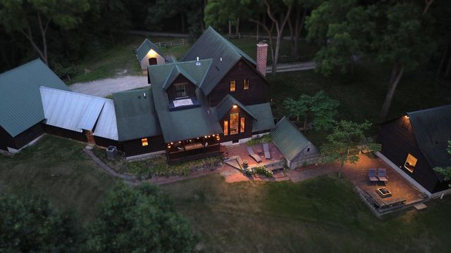 3705 Grand River Drive NE, Grand Rapids, MI 49525