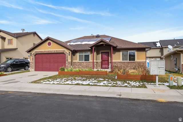 766 N STONNE LN, Kaysville, UT 84037