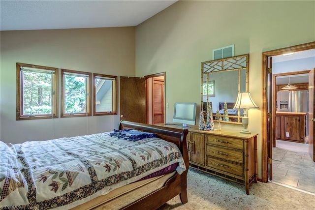249 Red Bird Lane, Roaring Gap, NC 28627
