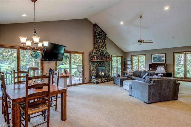 249 Red Bird Lane, Roaring Gap, NC 28627