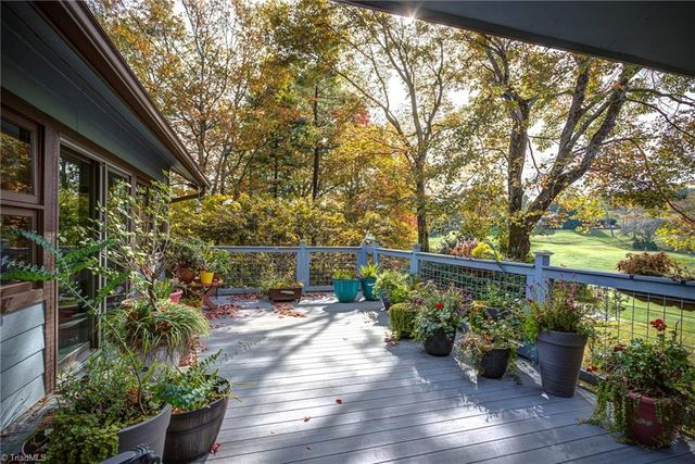249 Red Bird Lane, Roaring Gap, NC 28627
